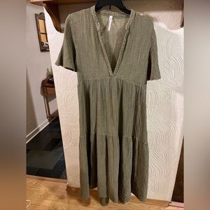 Anthropologie Waffle knit Short sleeve A-Line Green V-Neck Long Dress Size Small